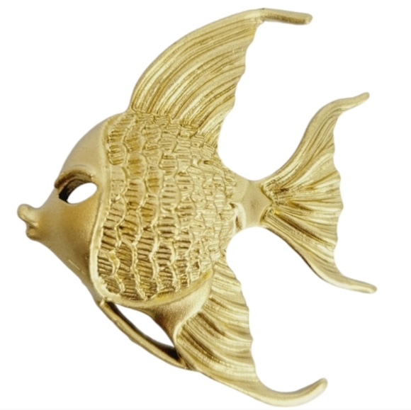 Vintage Jewelry - Vintage Gold Angelfish Brooch